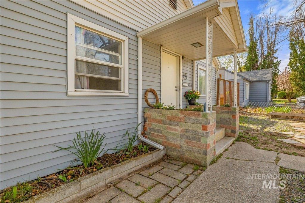 Photo of 1714 S Abbs St, Boise, ID 83705 (MLS # 98981396)