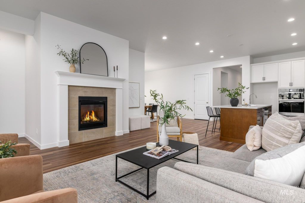 Photo of 8537 W Fanning St, Star, ID 83669 (MLS # 98978959)