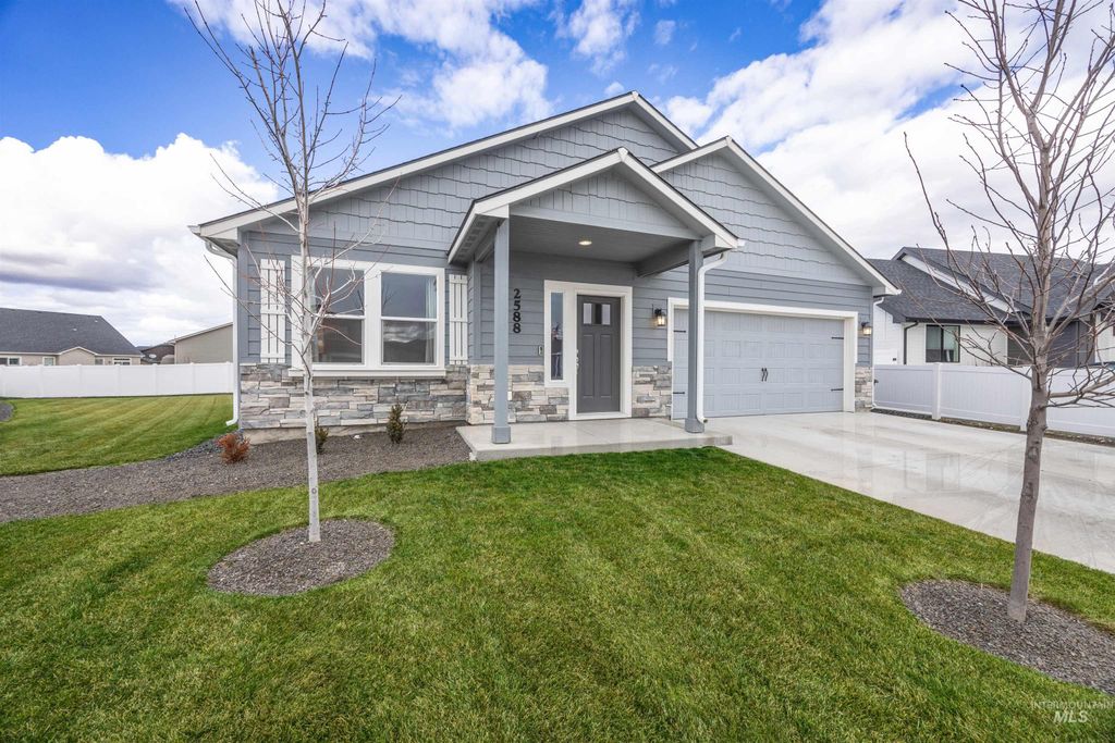 Photo of 2588 E Mcintosh Ct, Emmett, ID 83617 (MLS # 98974507)