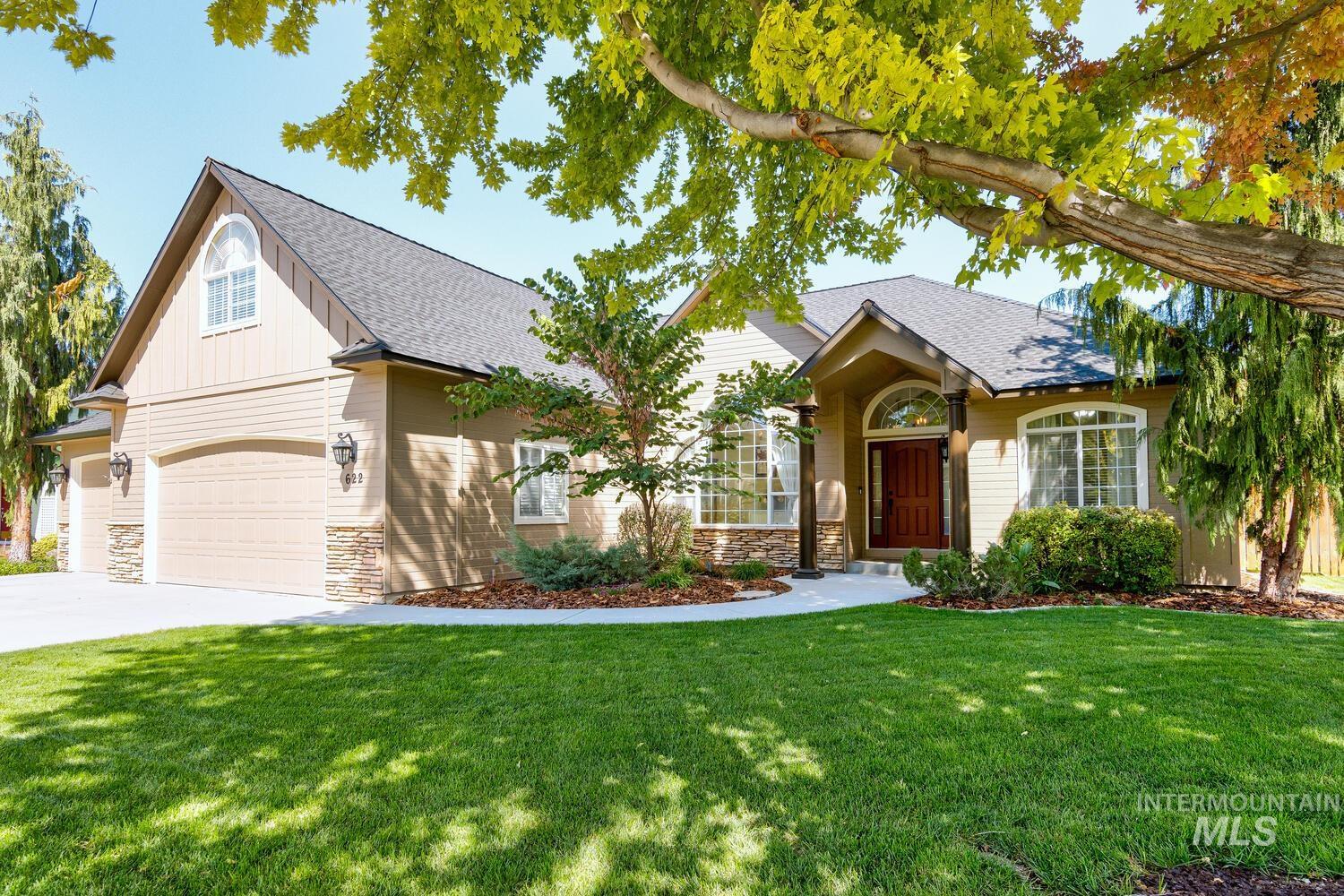 622 W Highland Avenue