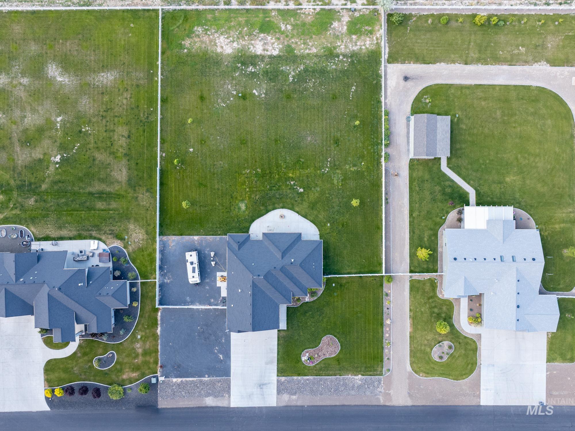 4057 Mountain Vista