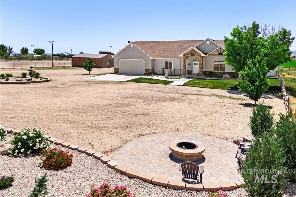 Photo of 3229 Market, Homedale, ID 83628 (MLS # 98949418)
