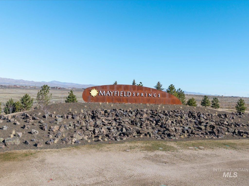 Photo of 375 S Bumper Way, Boise, ID 83716 (MLS # 98960010)