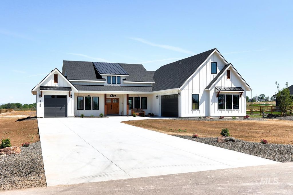 Photo of 18658 Tranquil Pl, Caldwell, ID 83607 (MLS # 98985261)