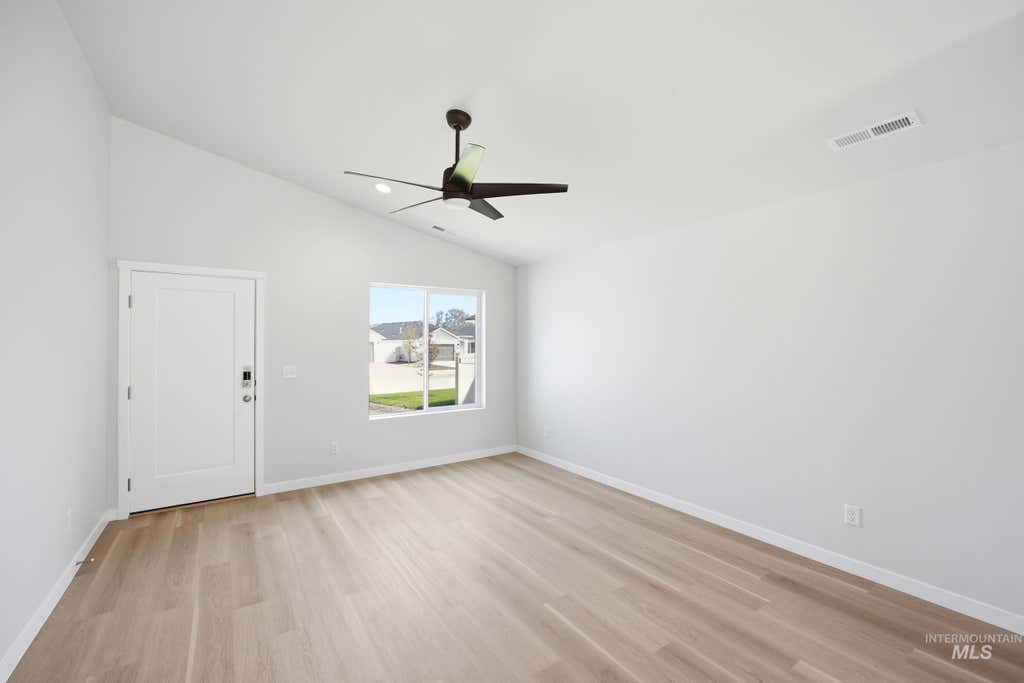 Photo of 4310 Dayton St, Caldwell, ID 83605 (MLS # 98995337)