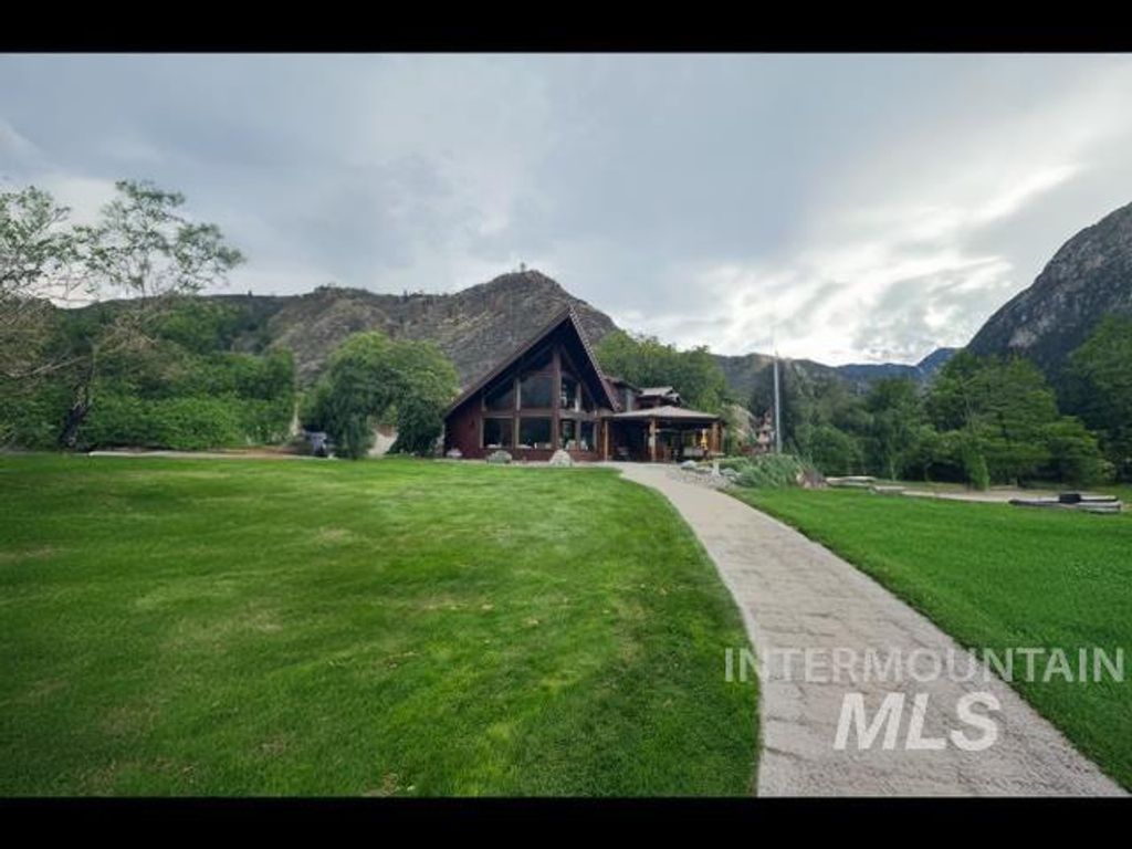 Photo of 64 River Front Road, Lucile, ID 83542 (MLS # 98963671)