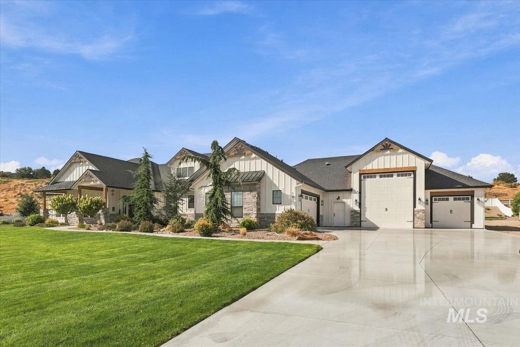 Photo of 541 Bass Run Ln, Marsing, ID 83639 (MLS # 99000808)