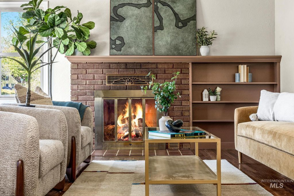 Photo of 801 S 18th Ave, Caldwell, ID 83605 (MLS # 98983619)