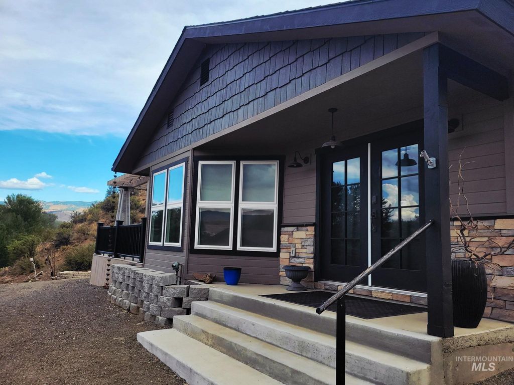 Photo of 2141 Jackson Creek Rd, Council, ID 83612 (MLS # 98957961)