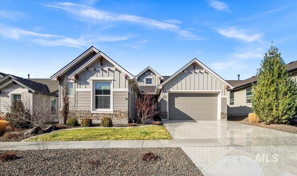 Photo of 20557 N Glenisla Avenue, Boise, ID 83714 (MLS # 98974436)