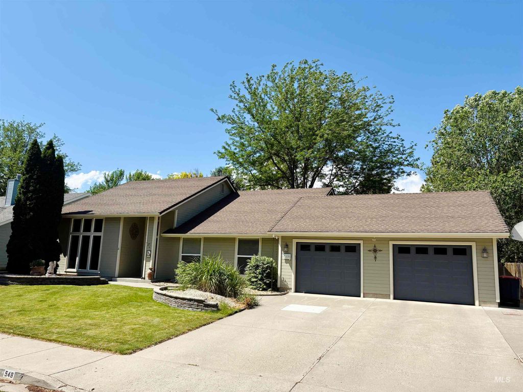 Photo of 549 Ballingrude Drive, Twin Falls, ID 83301 (MLS # 98987874)