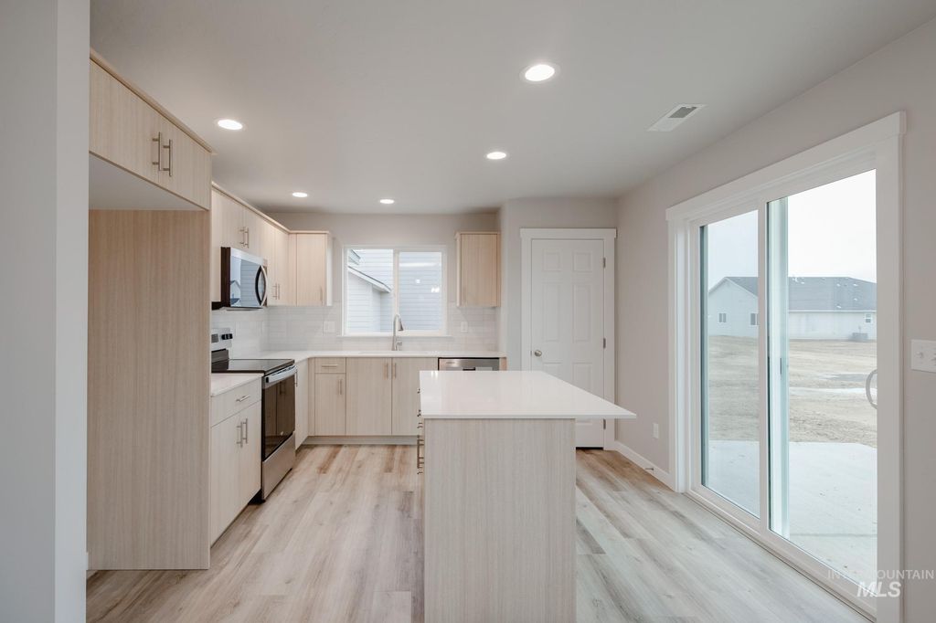 Photo of 5268 E Open Canyon Dr, Nampa, ID 83687 (MLS # 98981589)