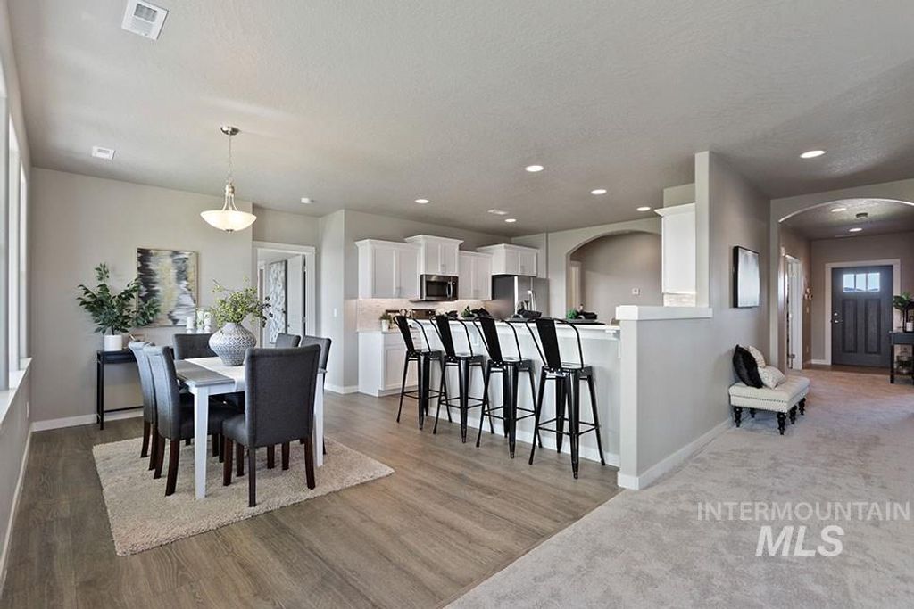 Photo of 5610 E Lekeitio Village Drive, Nampa, ID 83687 (MLS # 98970860)