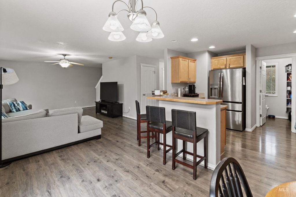 Photo of 557 E Willow Ridge Ct, Kuna, ID 83634 (MLS # 98978754)