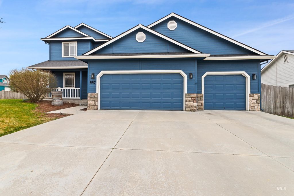 Photo of 557 E Willow Ridge Ct, Kuna, ID 83634 (MLS # 98978754)