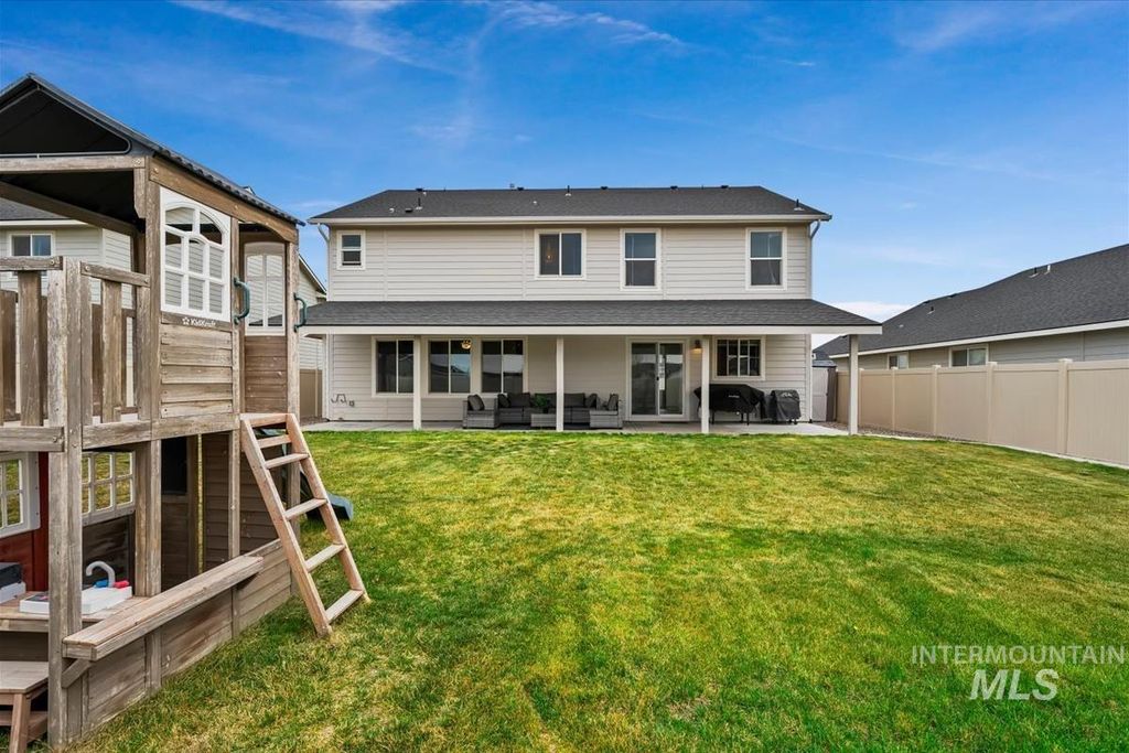 Photo of 12645 Ironstone Dr, Nampa, ID 83651 (MLS # 98982020)