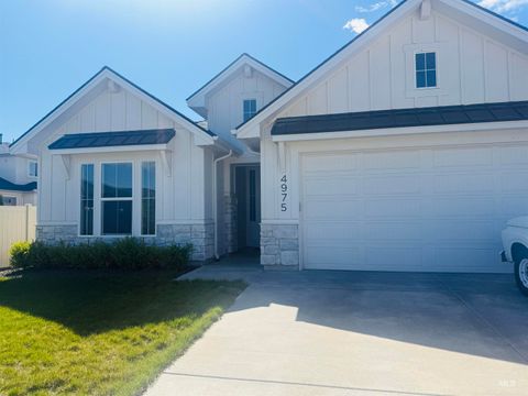 Photo of 4975 N Brock Ave, Meridian, ID 83646 (MLS # 98983969)