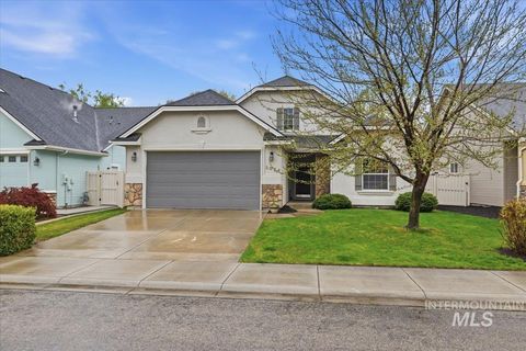 Photo of 3024 N Christian Way, Meridian, ID 83646 (MLS # 98982302)
