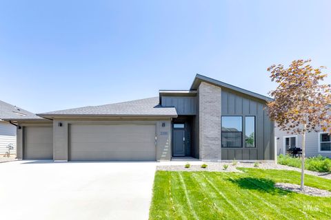Photo of 2298 N Lithodora Ave, Star, ID 83669 (MLS # 98945670)