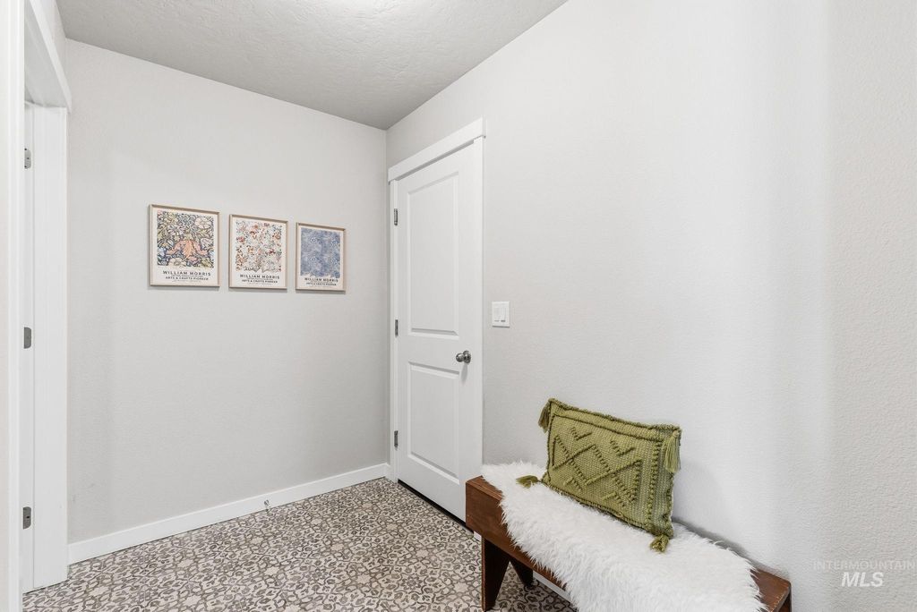 Photo of 2822 N Rapid Creek Way, Kuna, ID 83634 (MLS # 98981728)