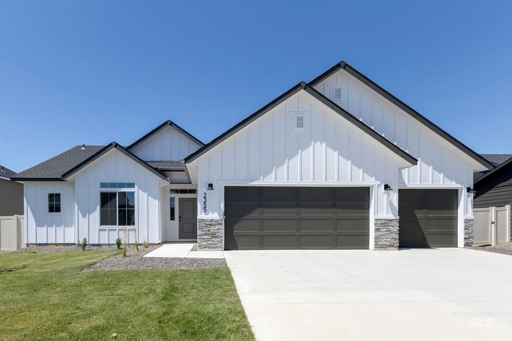Photo of 2253 N Iditarod Ave, Kuna, ID 83634 (MLS # 98972104)