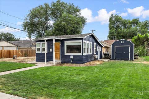 Photo of 716 E Sherman Ave, Nampa, ID 83686 (MLS # 98997967)
