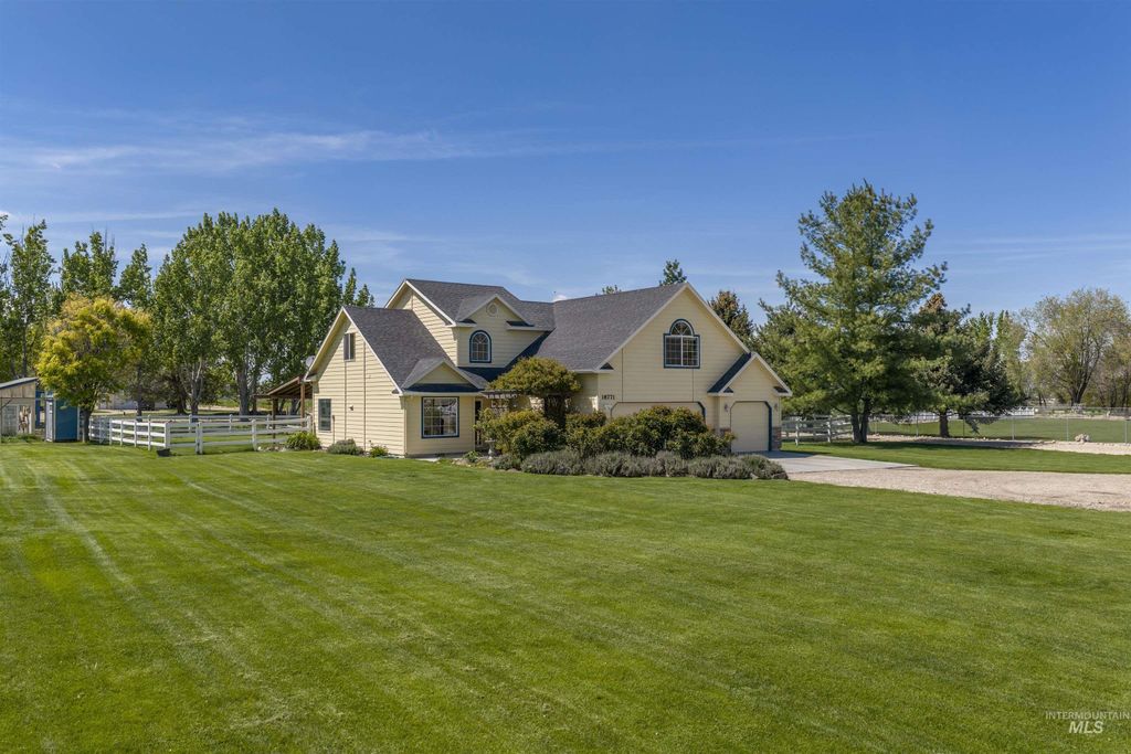 Photo of 18771 N Midland, Nampa, ID 83687 (MLS # 98984372)