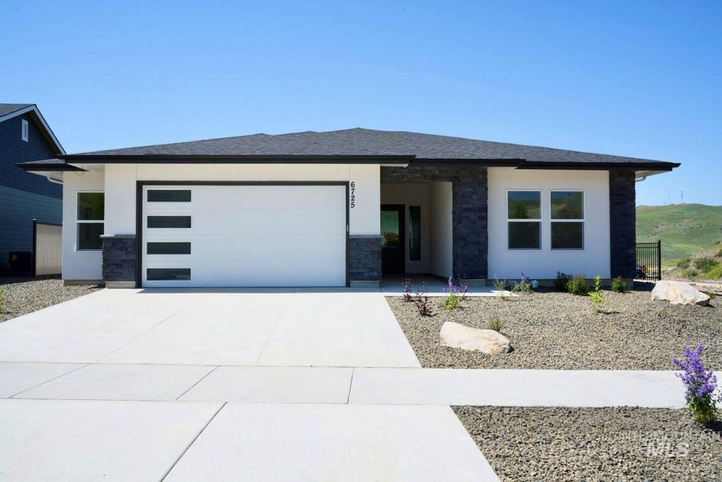 Photo of 6725 S Kirsten Way #929, Eagle, ID 83629 (MLS # 98969255)