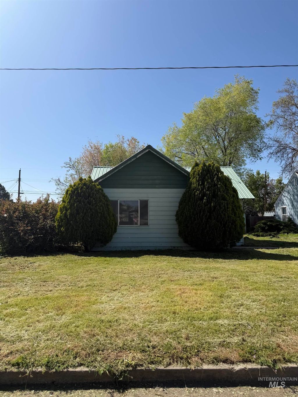 Photo of 633 E 2nd St, Emmett, ID 83617 (MLS # 98983008)