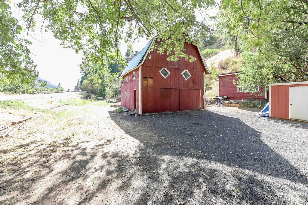 Photo of 1701 Hwy 3, Kendrick, ID 83537 (MLS # 98959455)