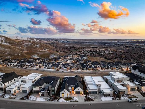 Photo of 5883 E Marmount Ct, Boise, ID 83716 (MLS # 98976049)