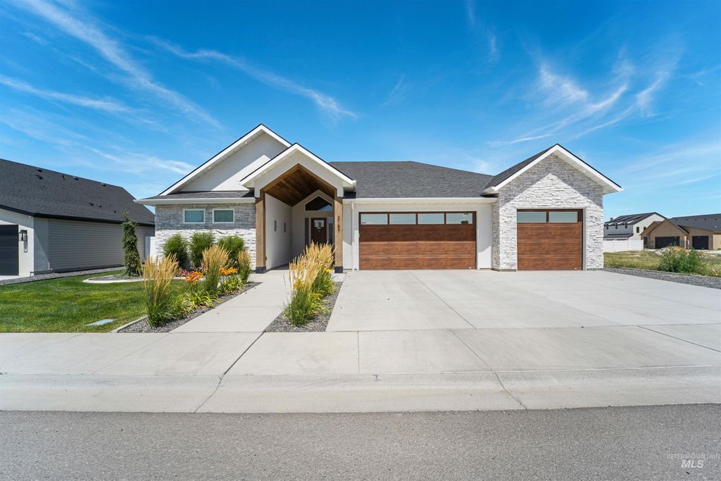 Photo of 3157 Blue Moon Rd, Twin Falls, ID 83301 (MLS # 98956414)