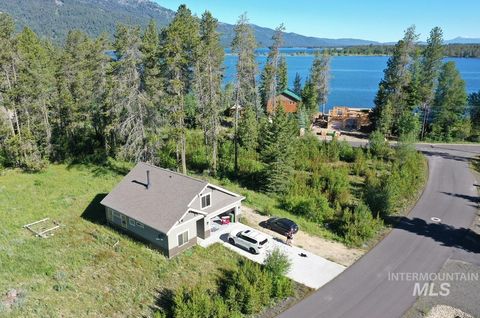 Photo of 241 Bald Eagle Ln, Donnelly, ID 83615 (MLS # 98980829)