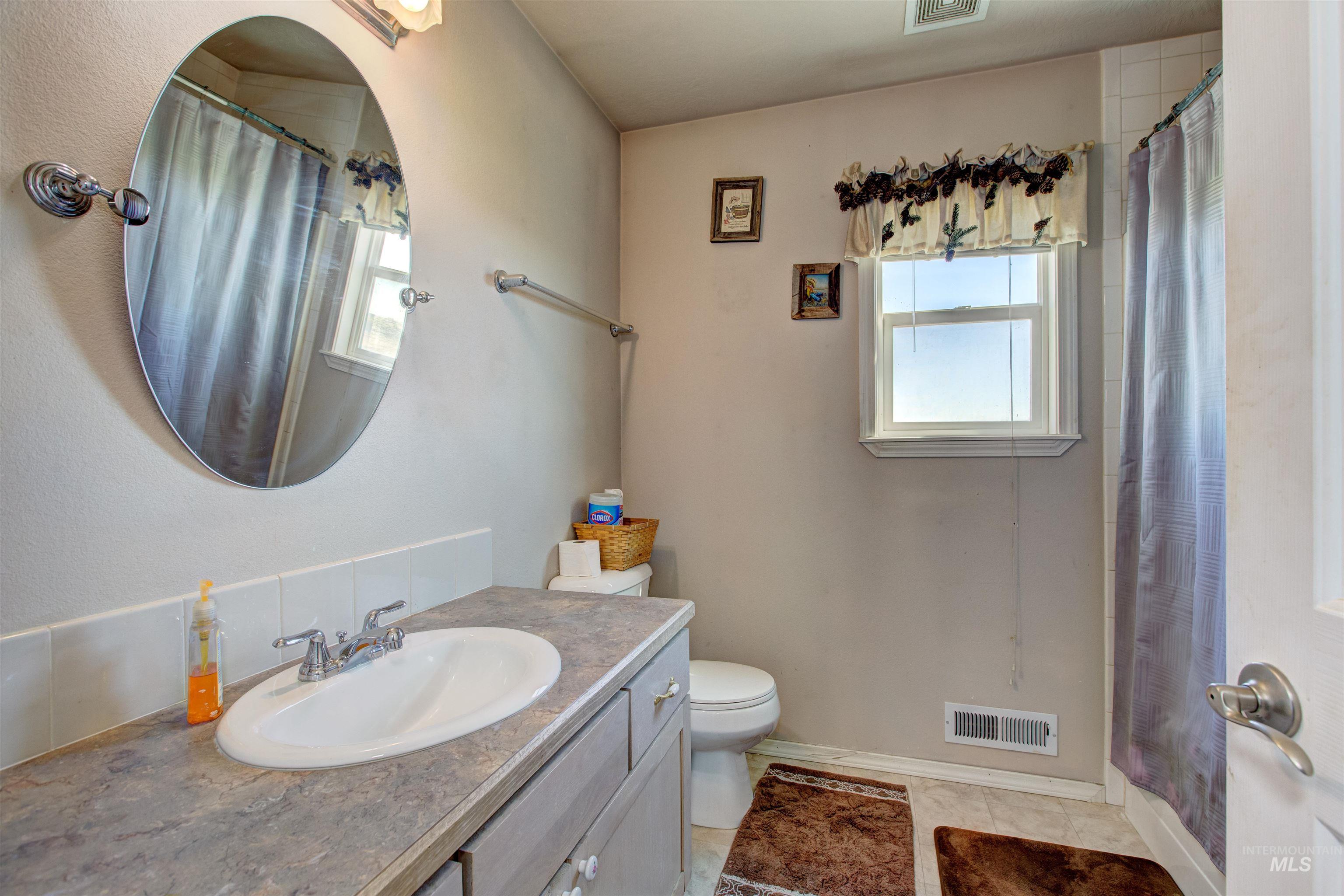 28284 Tudie Lane, Parma, Idaho image 32