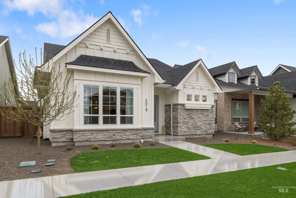 Photo of 5019 W Talbot St, Meridian, ID 83646 (MLS # 98985045)