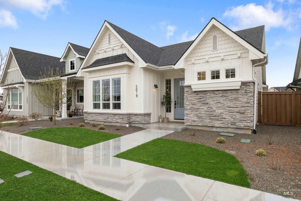 Photo of 5019 W Talbot St, Meridian, ID 83646 (MLS # 98985045)
