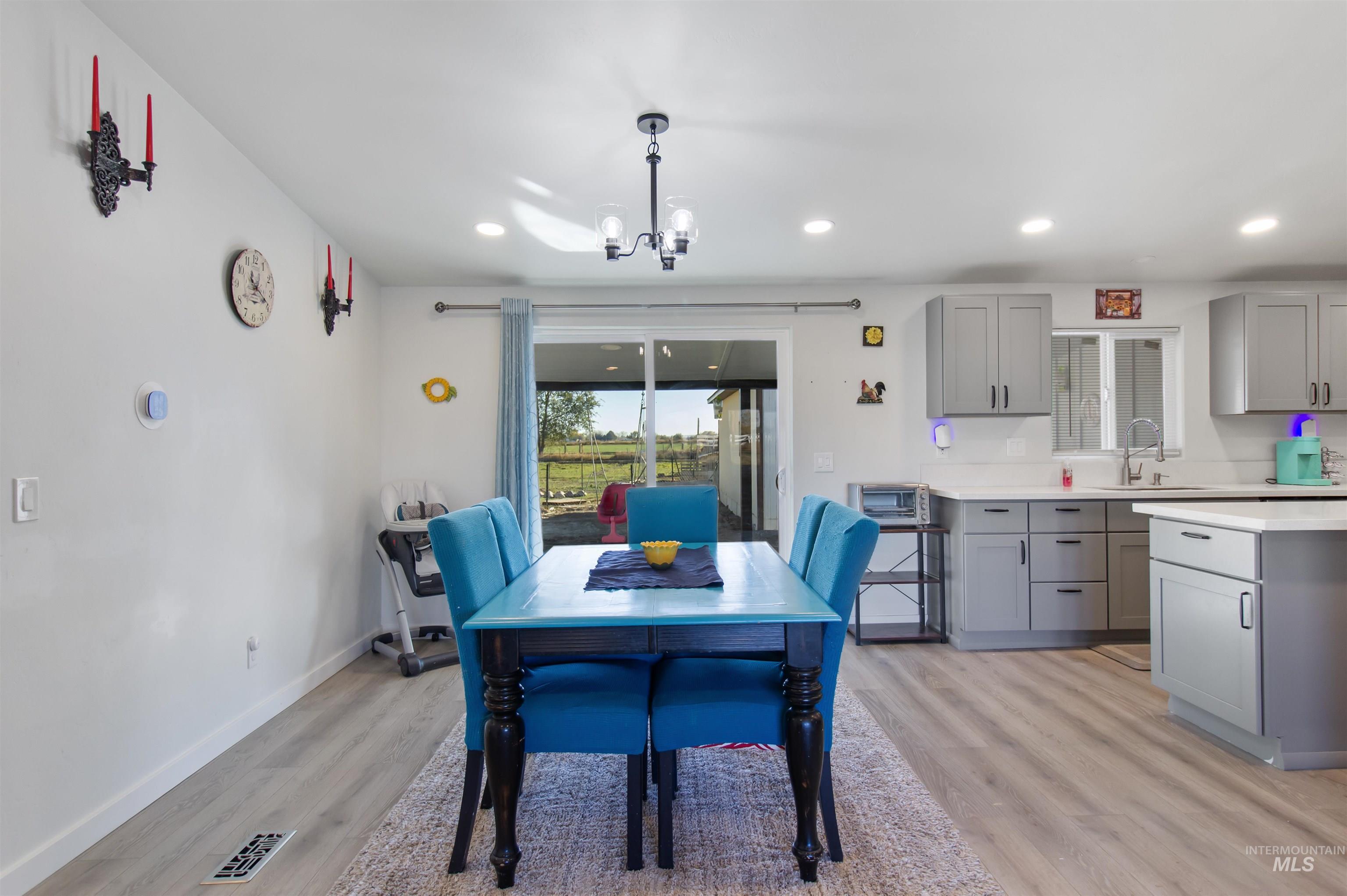 Kimberly, Idaho 83341, United States, 3 Bedrooms Bedrooms, ,2 BathroomsBathrooms,Residential,Active,240972