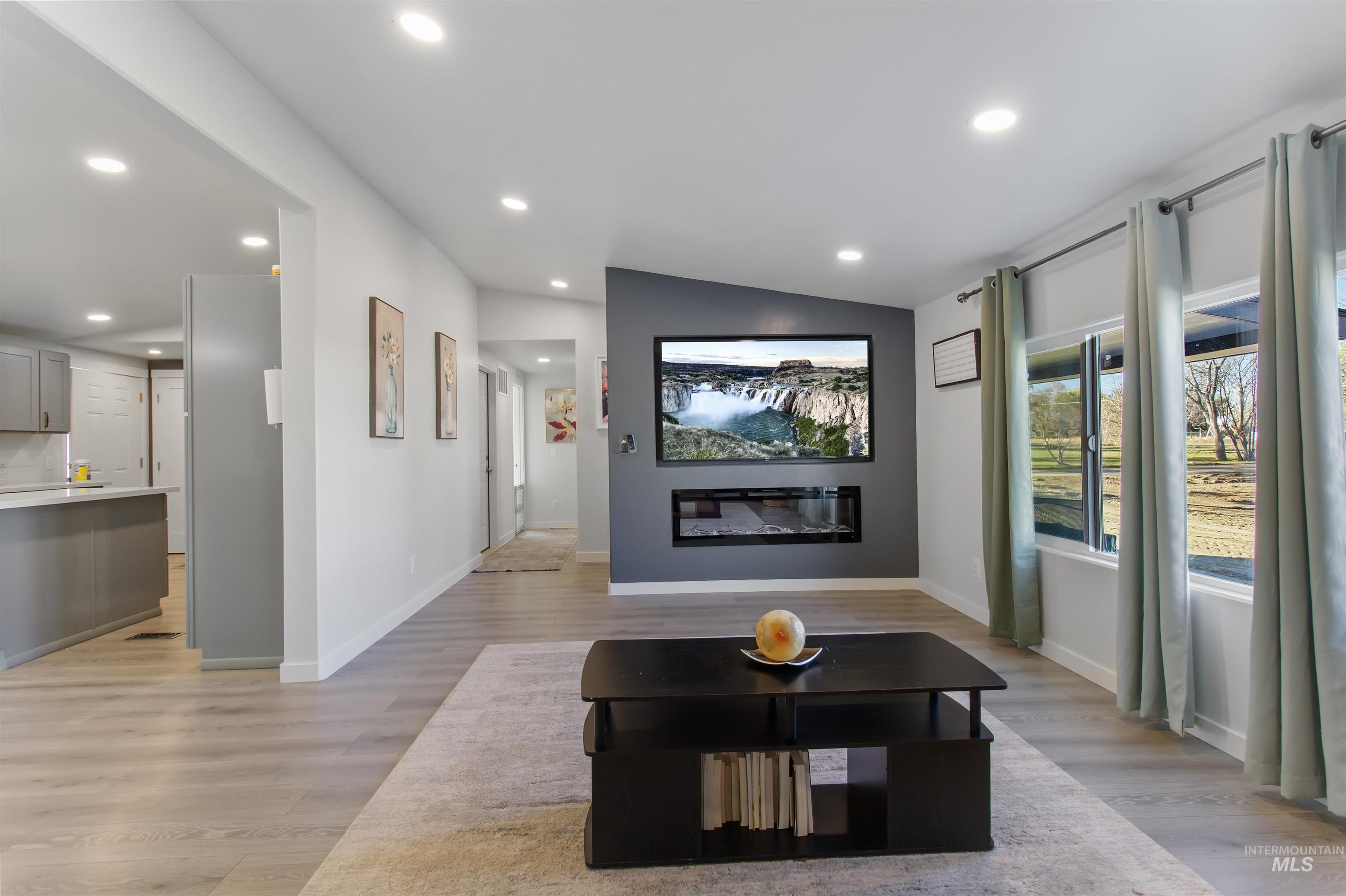 Kimberly, Idaho 83341, United States, 3 Bedrooms Bedrooms, ,2 BathroomsBathrooms,Residential,Active,240972