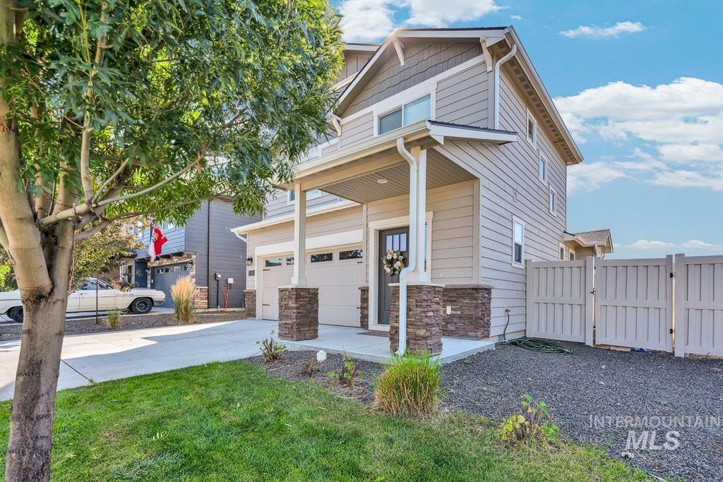 Photo of 7585 Blackberry Ct, Boise, ID 83709 (MLS # 98963520)