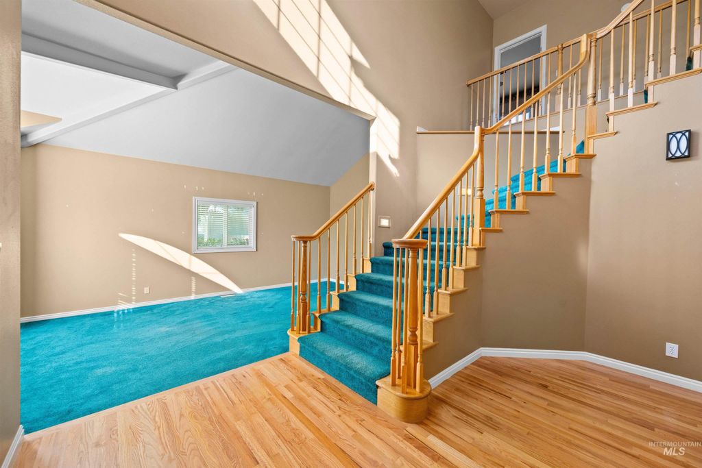Photo of 5076 N Samson Avenue, Boise, ID 83704 (MLS # 98963524)