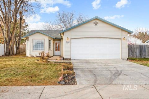 1125 S Bonneville Dr Nampa ID 83686