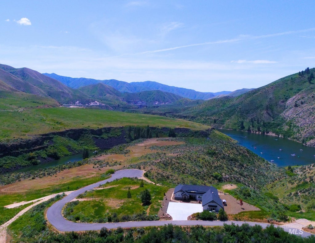 Photo of 47 Robie Springs Road, Boise, ID 83716 (MLS # 98992548)