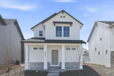 Photo of 6707 W Fairy Falls Dr, Meridian, ID 83646 (MLS # 98981852)