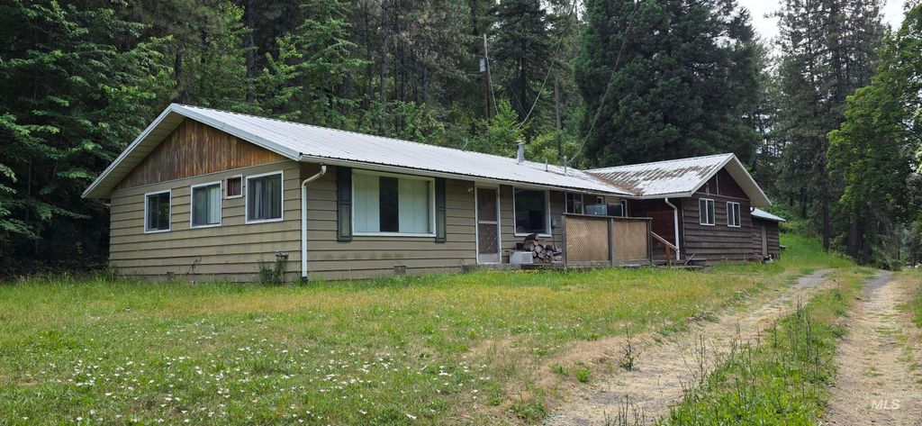 Photo of 46582 Highway 12, Peck, ID 83545 (MLS # 98989222)