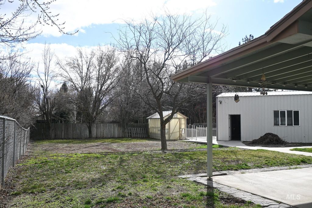 Photo of 8969 W Kiowa Dr, Boise, ID 83709 (MLS # 98975631)