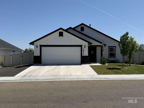 Photo of 16512 Breton Way, Caldwell, ID 83607 (MLS # 98986024)