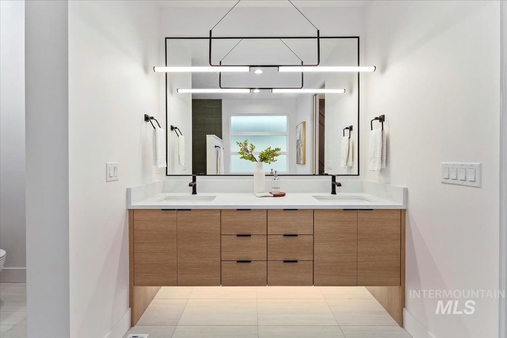 Photo of 857 W Scoria Ct, Meridian, ID 83642 (MLS # 98982021)