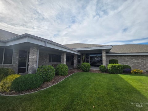 Photo of 1415 N Fillmore St #Unit 701, Twin Falls, ID 83301 (MLS # 98988706)