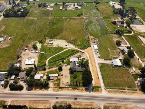 9145 Highway 44 Middleton ID 83644