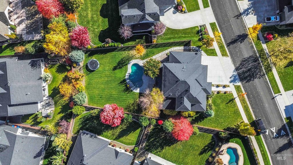 Photo of 4064 W Temple Dr, Eagle, ID 83616 (MLS # 98969904)